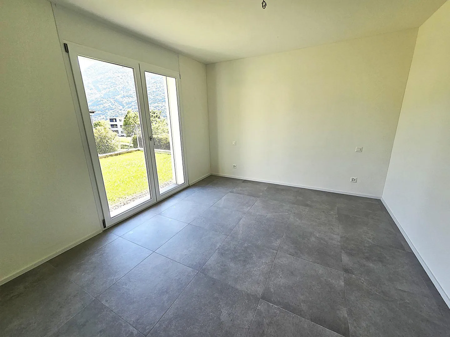Appartamento 4.5 locali con giardino a Claro - Photo 11 sur 15