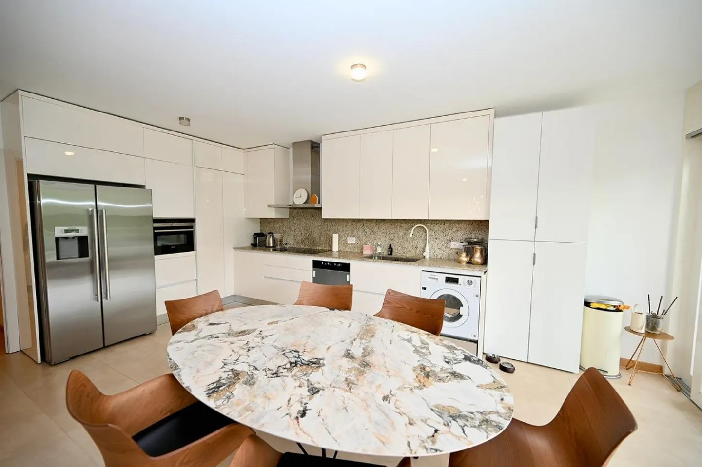 Elegant Apartment with Garden - 1.5 km to TASIS School - Photo 3 of 17