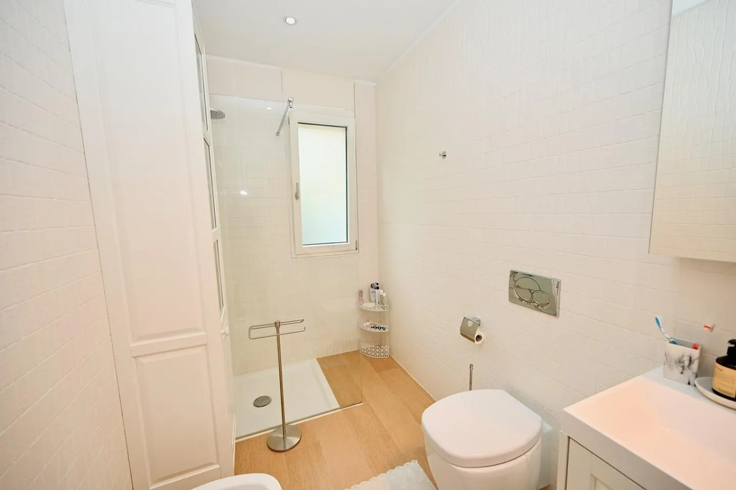 Elegant Apartment with Garden - 1.5 km to TASIS School - Photo 13 of 17