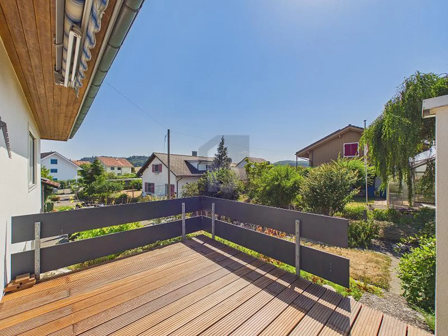 Renoviertes Einfamilienhaus mit Garten - Foto 1 von 6