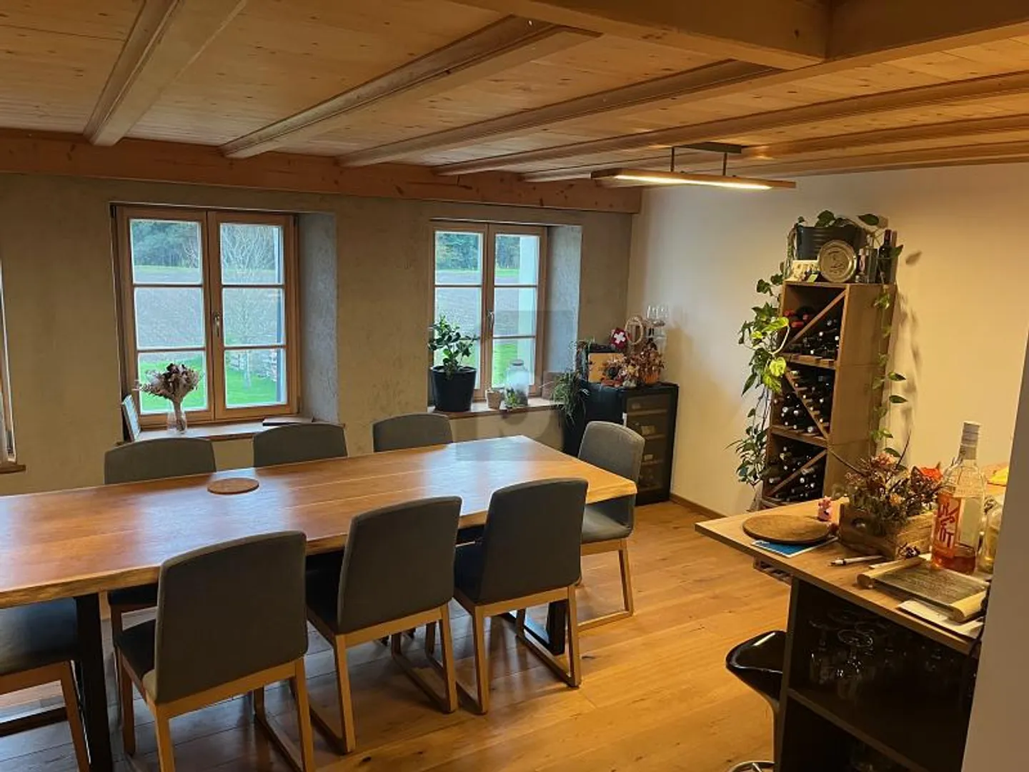 LUMINEUX ET MODERNE AVEC BELLE TERRASSE - Photo 3 sur 6