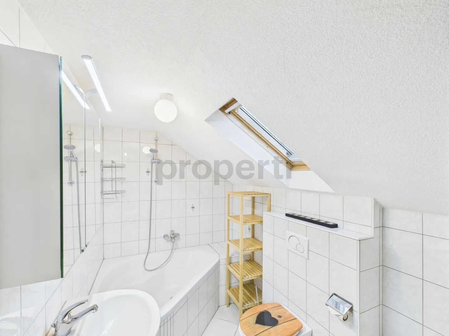 Familienfreundliche Maisonette-Wohnung in Zeihen (AG)  auf Wunsch teilmöbliert! - Foto 5 von 13