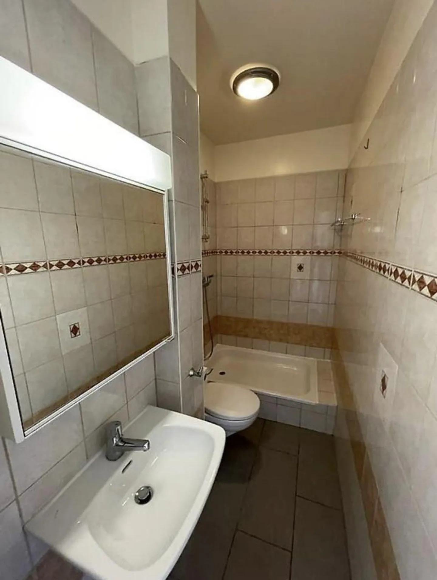 2-room apartment in Jonction - Photo 5 of 7