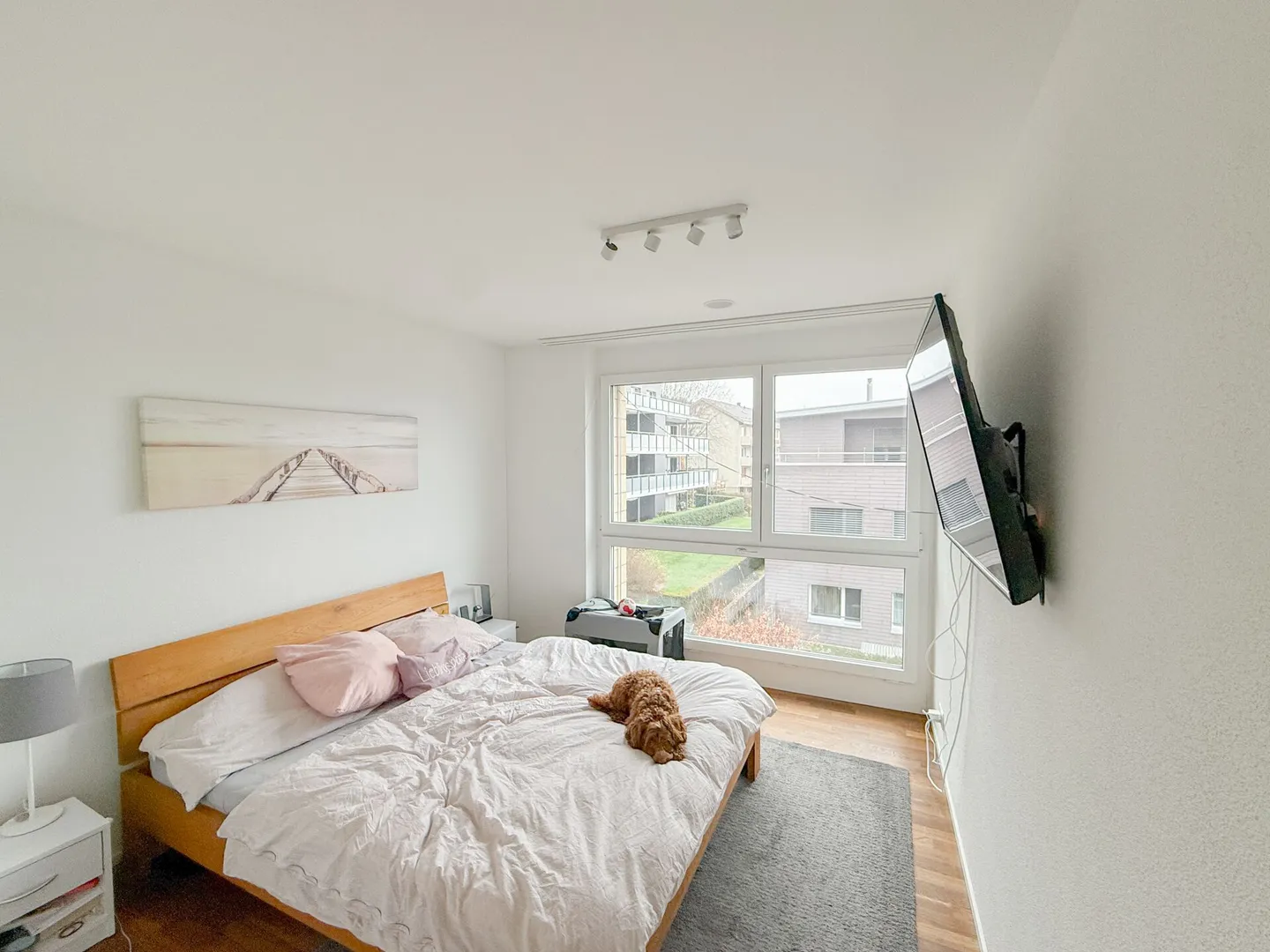 Spazioso e Confortevole - Il Tuo Nuovo Appartamento? - Foto 4 di 10