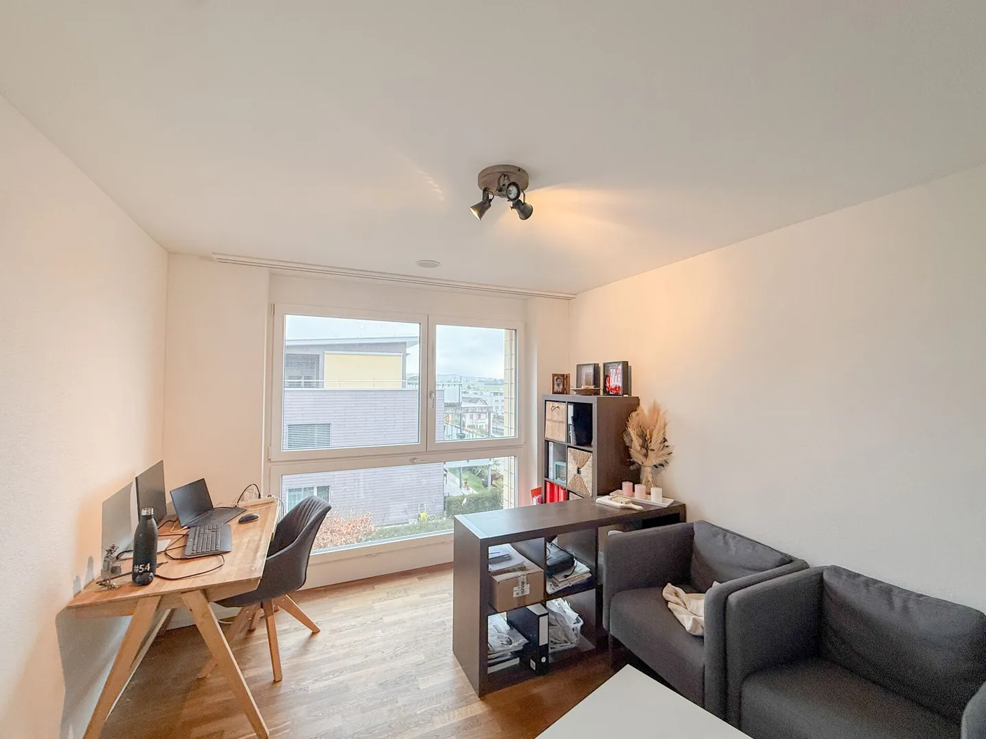 Spazioso e Confortevole - Il Tuo Nuovo Appartamento? - Foto 5 di 10