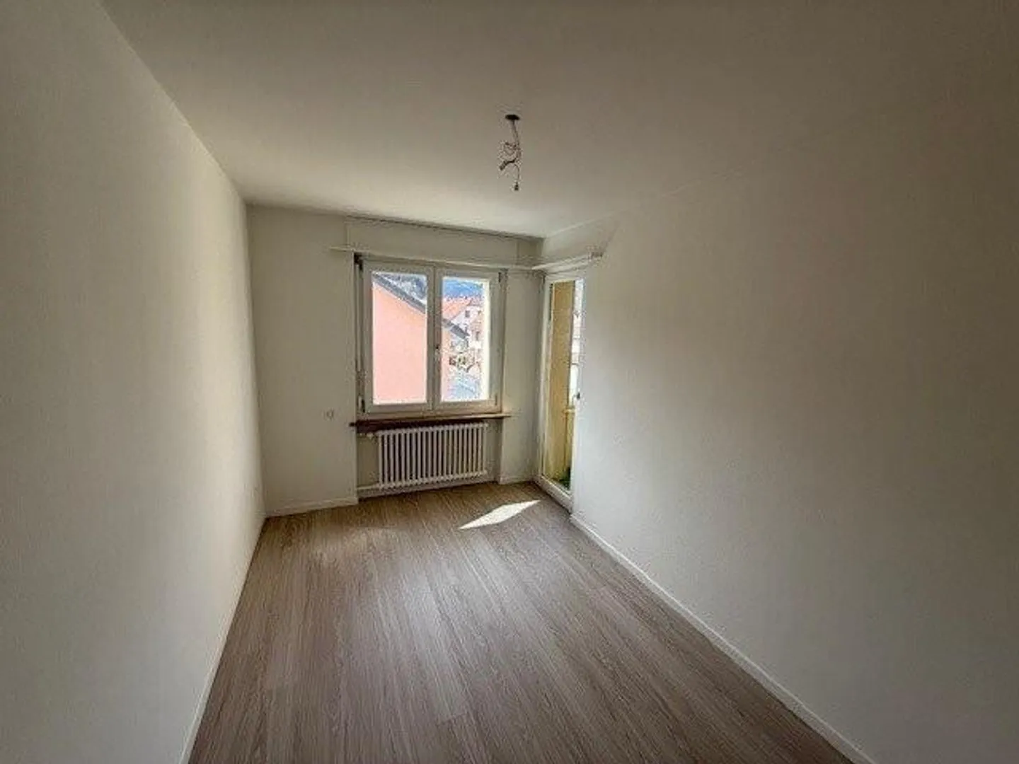 Grosszügige renovierte Wohnung - Foto 9 von 11