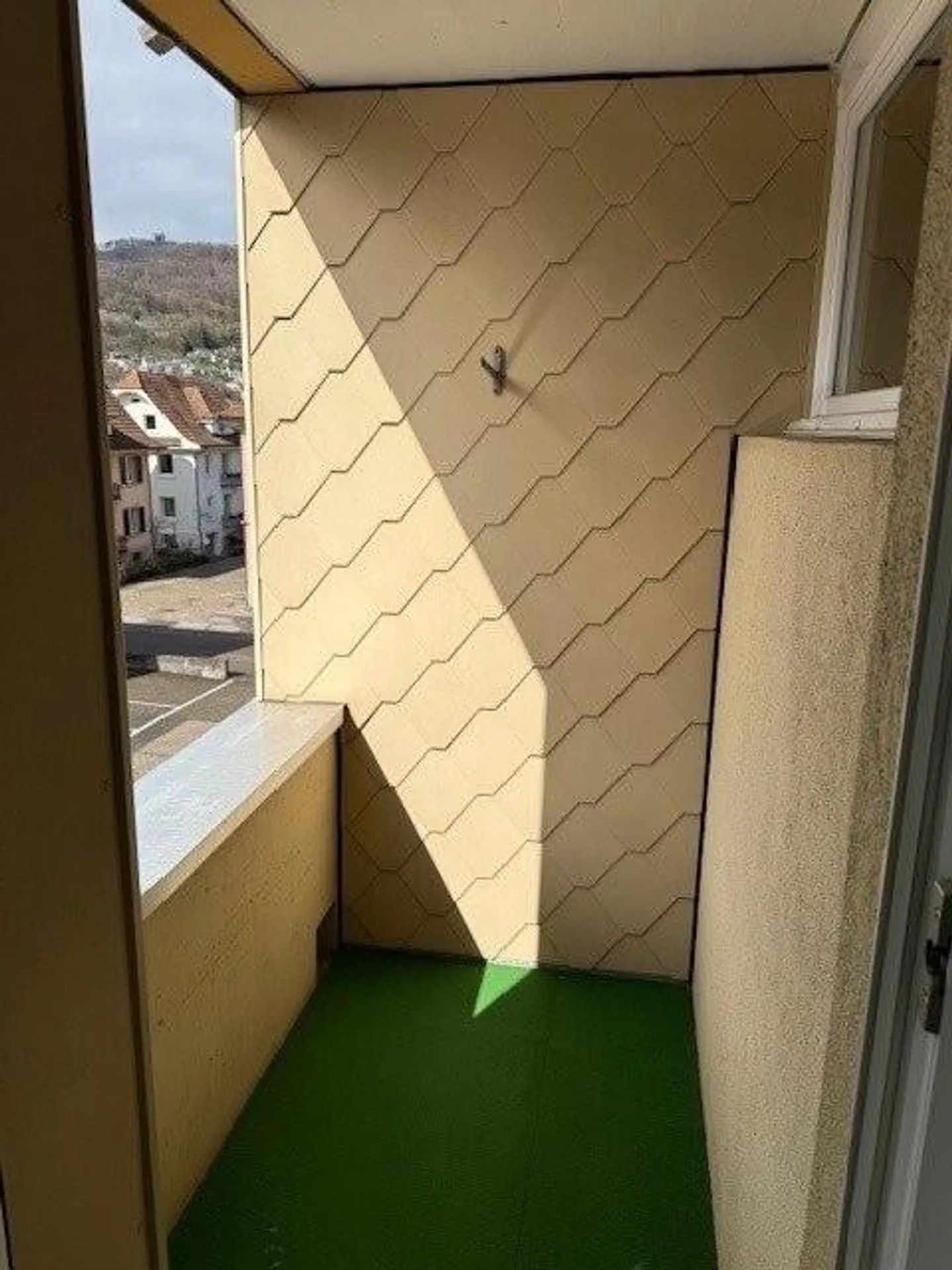 Grosszügige renovierte Wohnung - Foto 10 von 11