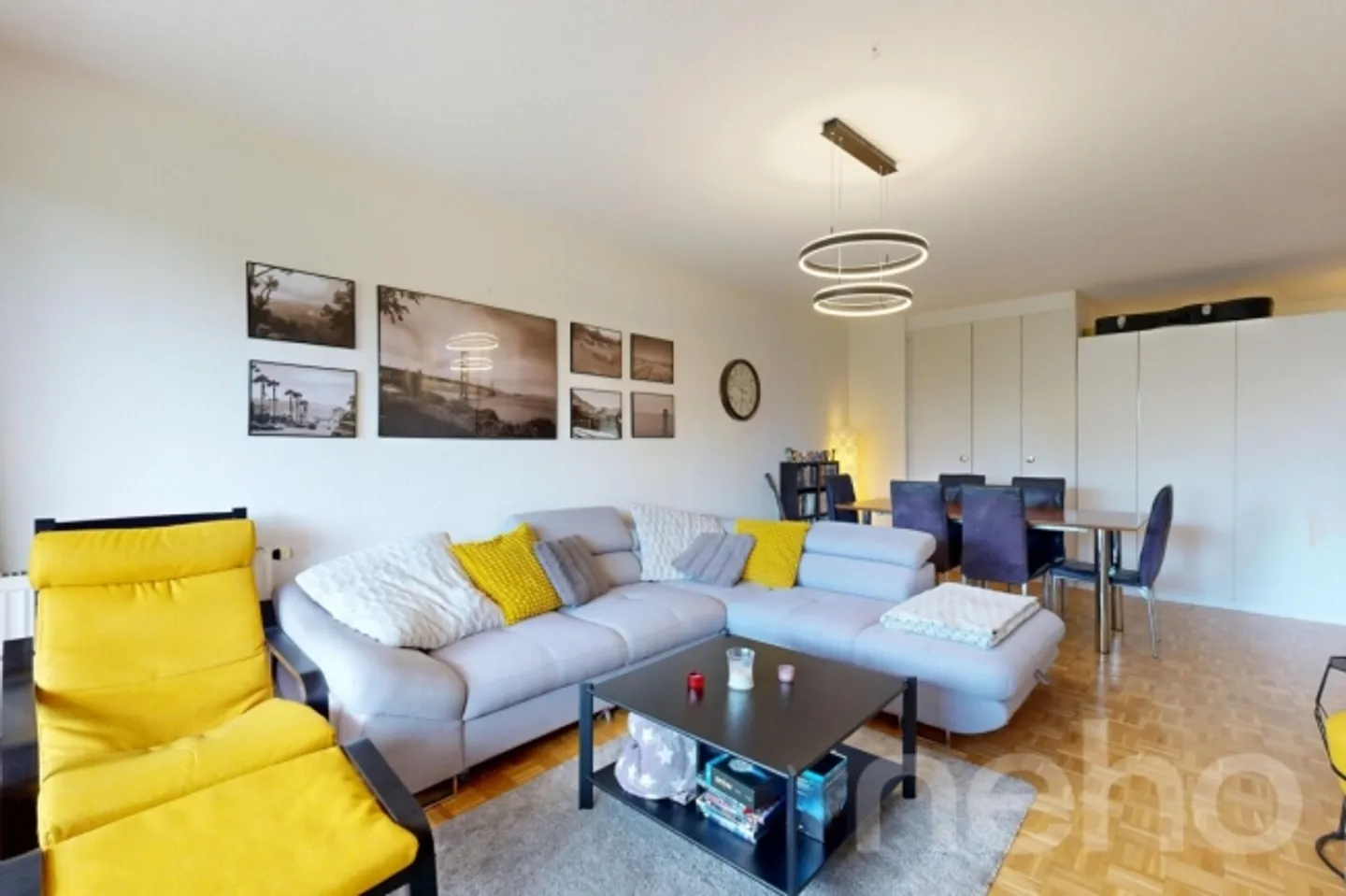 Bright and functional apartment in a green setting - Photo 3 of 10