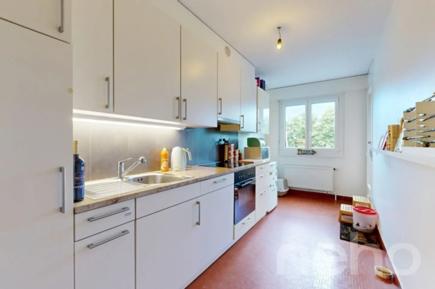 Bright and functional apartment in a green setting - Photo 5 of 10