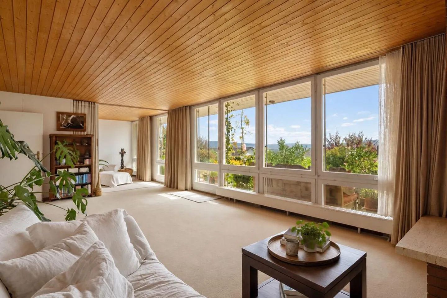 Geroldswil: Semi-Detached House with Garden and Beautiful Views - Photo 2 of 6