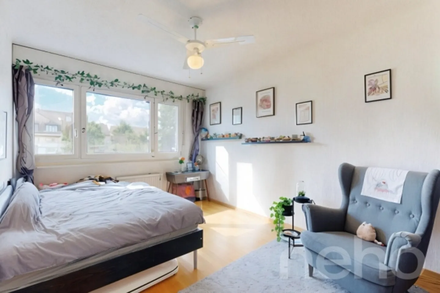 Bright and functional apartment in a green setting - Photo 8 of 10