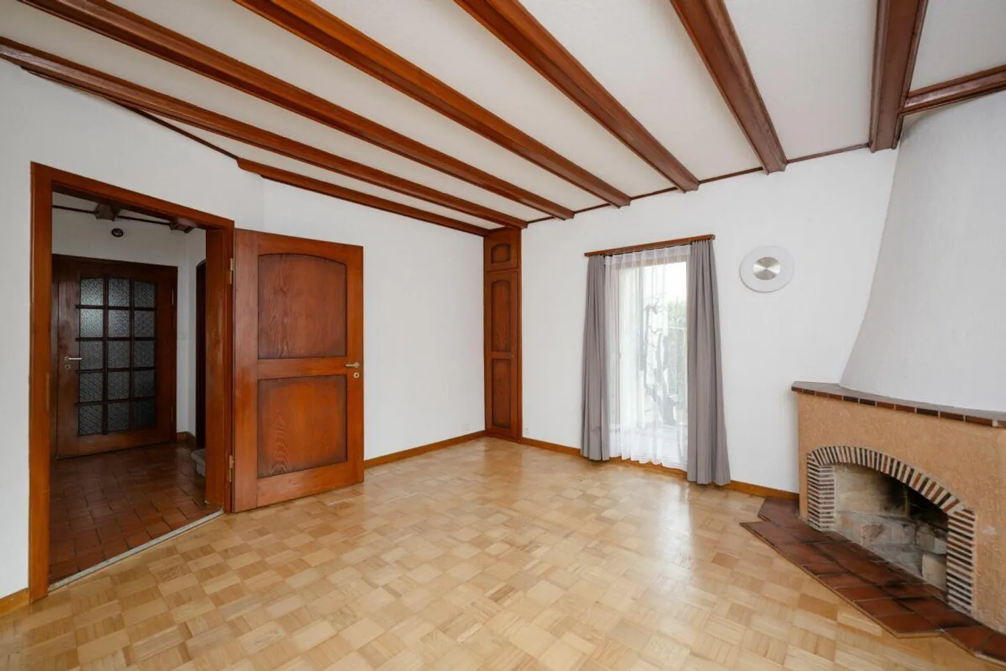 Historisches Einfamilienhaus mit Potenzial in Buchs AG - Foto 6 von 13