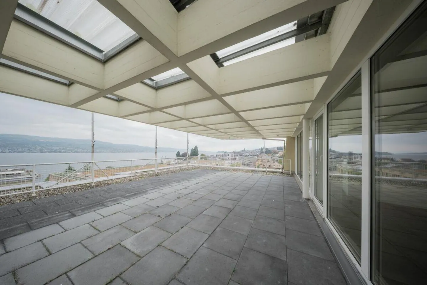 Horgen - bureau aménagé Plug and Play - Photo 4 sur 8