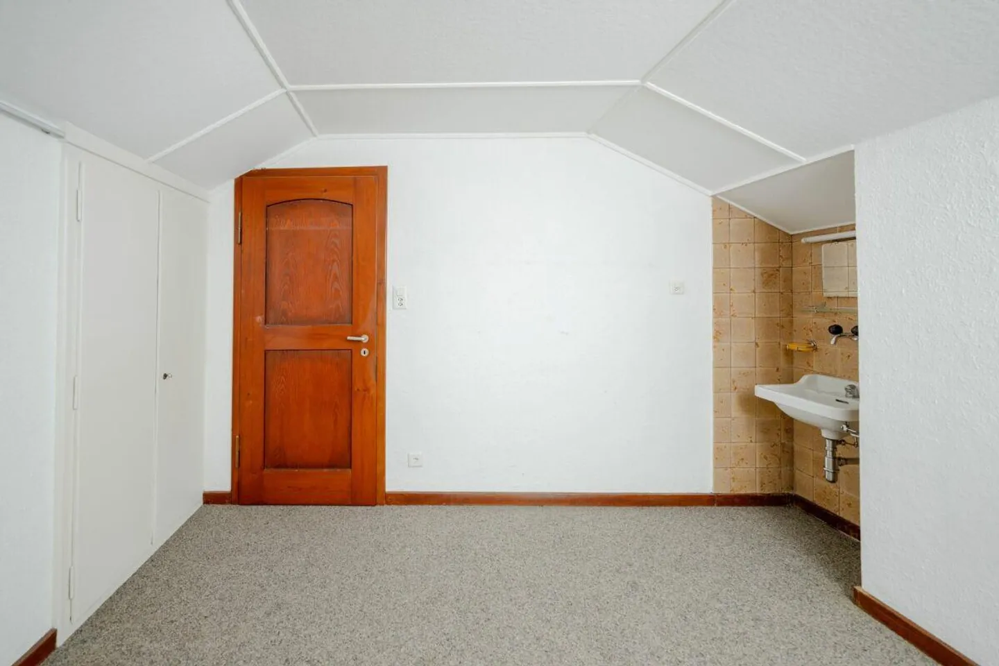 Historisches Einfamilienhaus mit Potenzial in Buchs AG - Foto 11 von 13