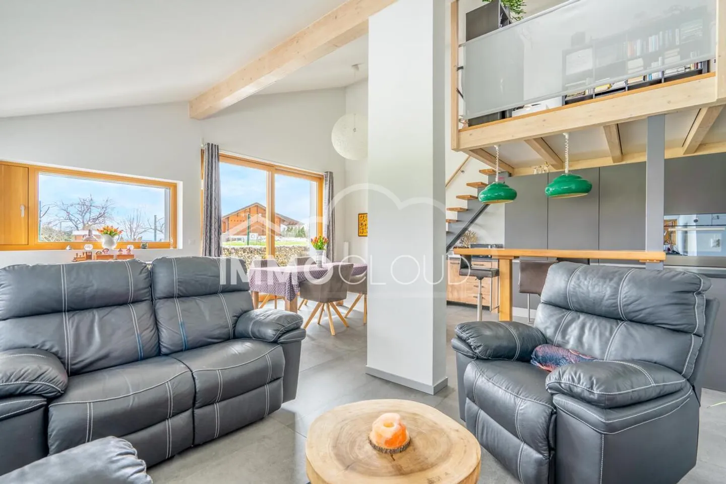 Appartamento con terrazza 3.5 stanze - Foto 1 di 12