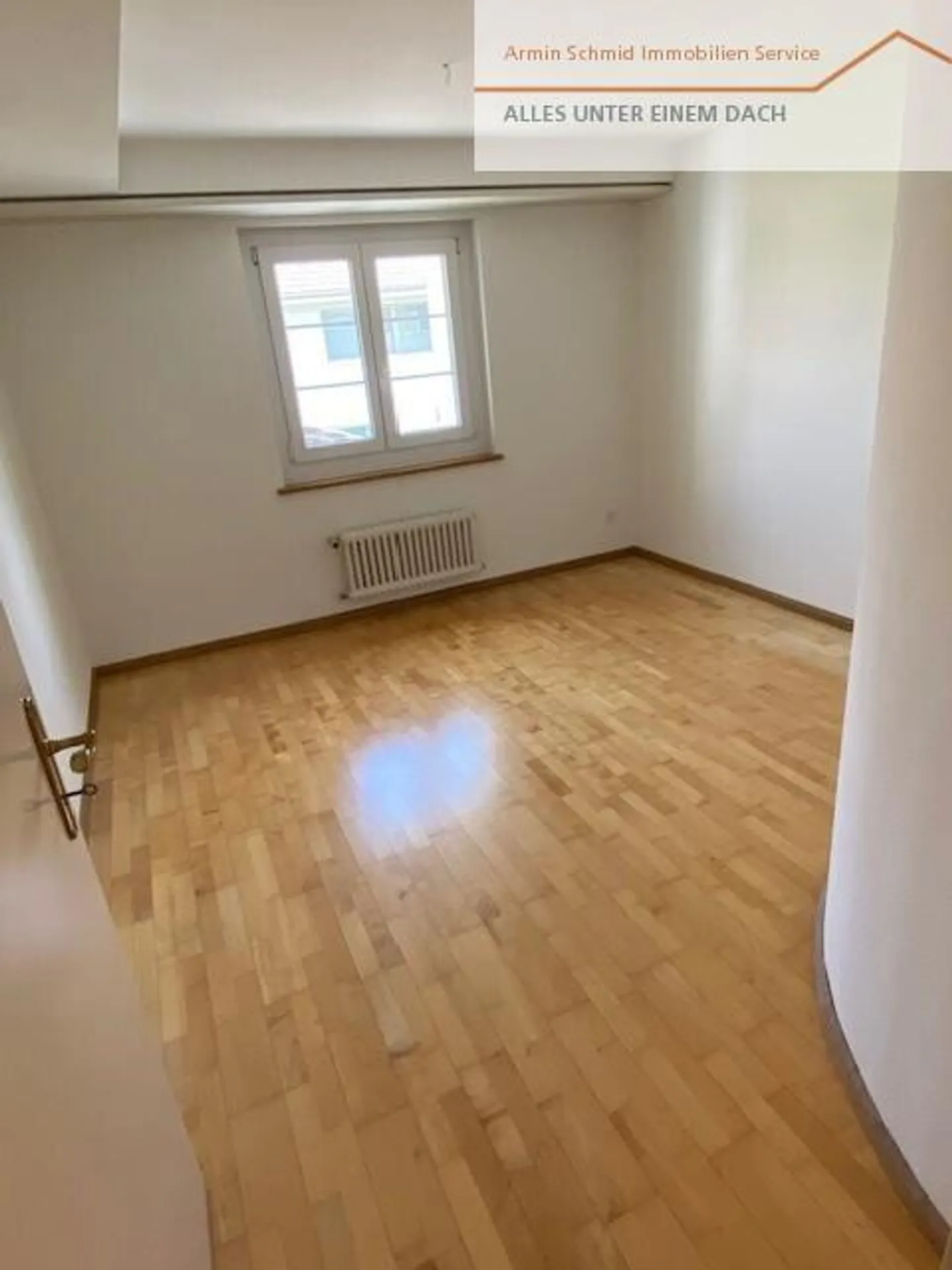 Meraviglioso appartamento duplex 4 1/2 locali con area giardino - Foto 13 di 16