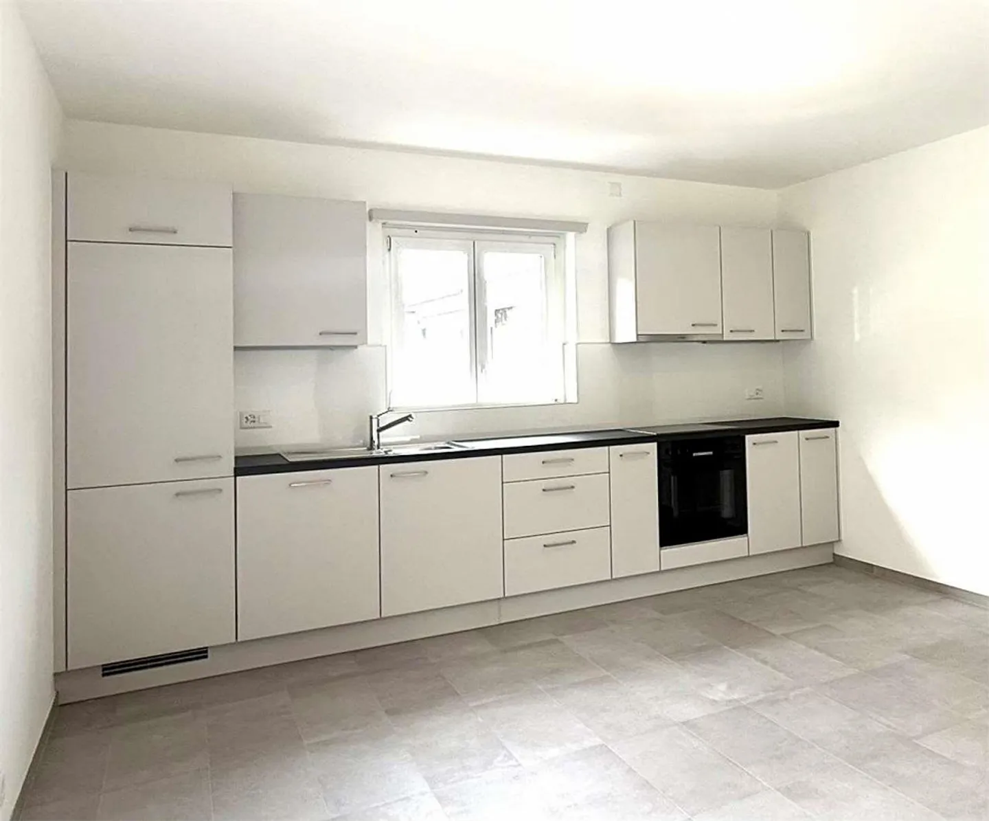 Eine moderne 3,5-Zimmer-Wohnung mit privatem Garten in Pregassona - Foto 2 von 7