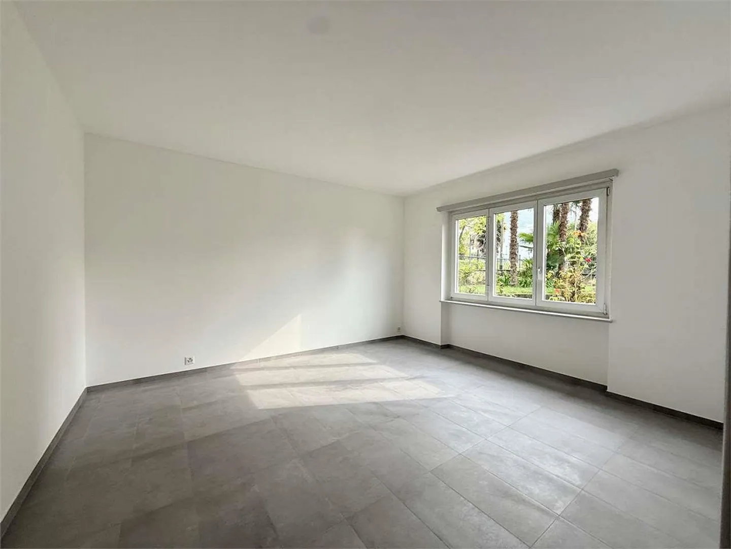 Eine moderne 3,5-Zimmer-Wohnung mit privatem Garten in Pregassona - Foto 3 von 7