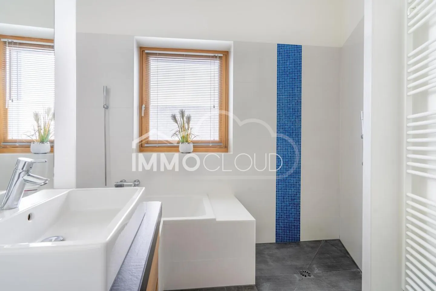 Appartamento con terrazza 3.5 stanze - Foto 8 di 12