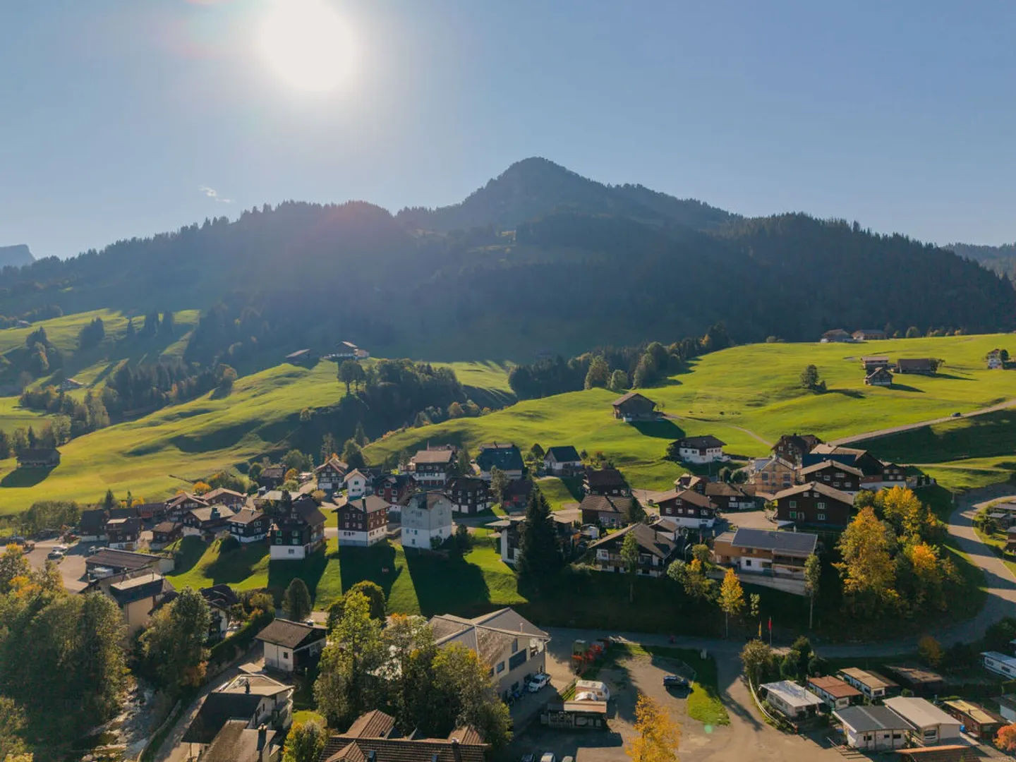 Well-maintained terrace apartment with mountain panorama! - Photo 12 of 13