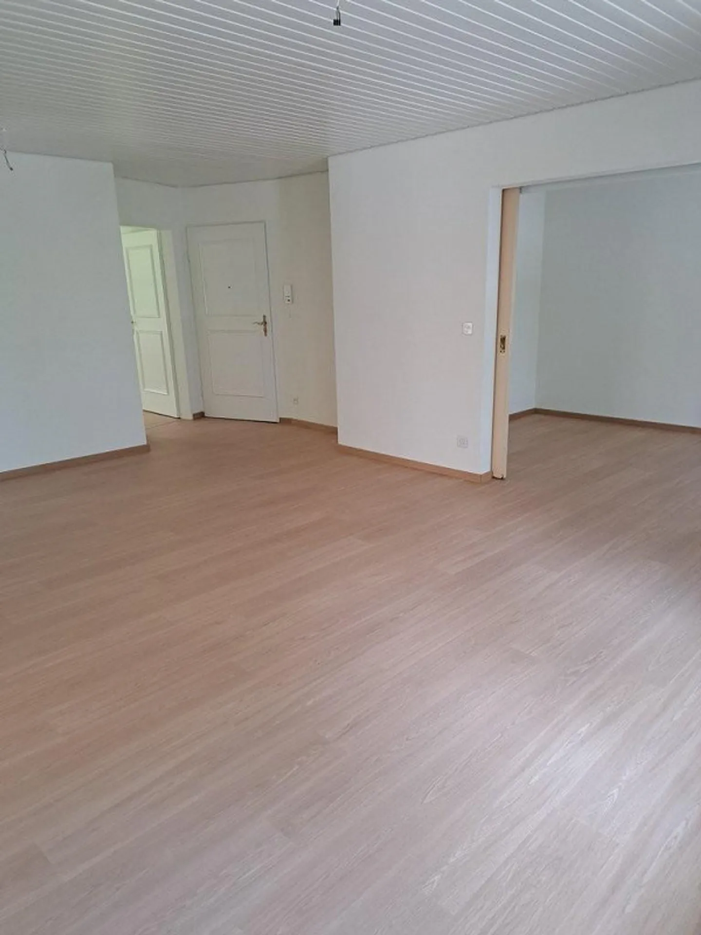 Charming 4-room apartment in District 2 - TEMPORARY UNTIL 30.06.2027 - Photo 4 of 7