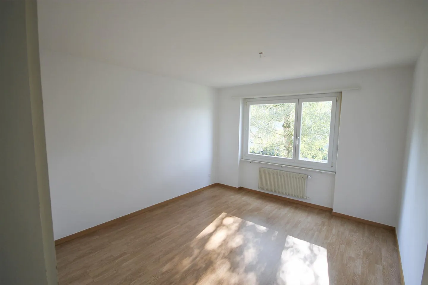 4-room apartment on the 1st floor with balcony in Langenthal - Photo 3 of 5