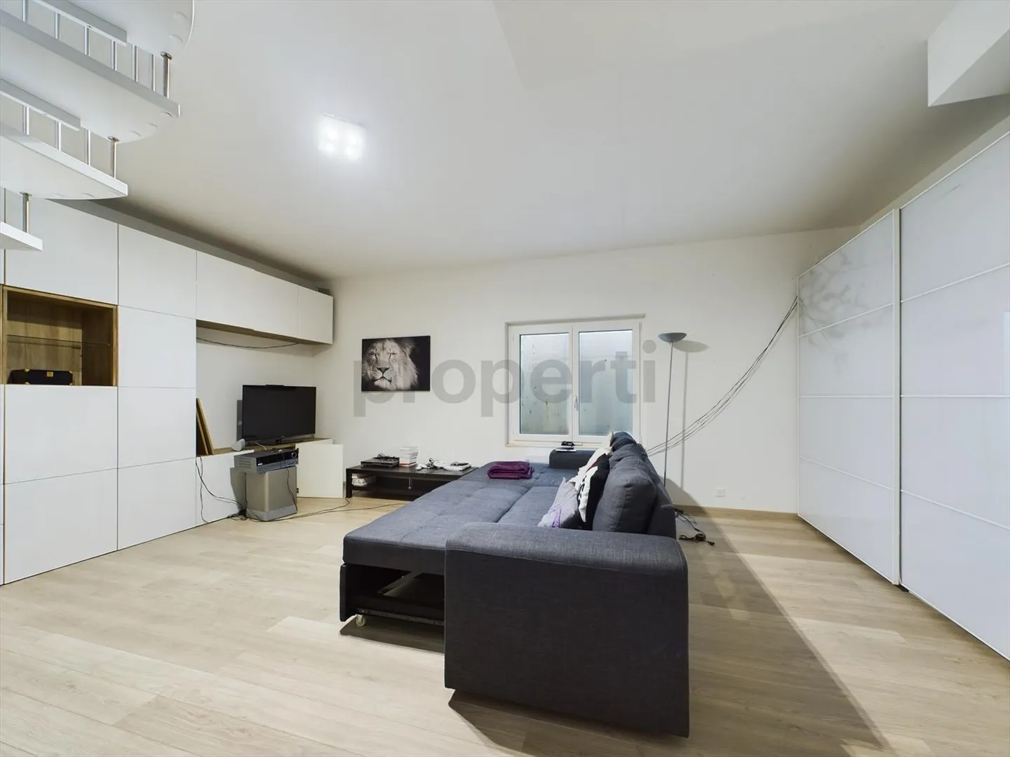 Comfort, modernity and nature: family apartment with garden - Photo 10 of 12