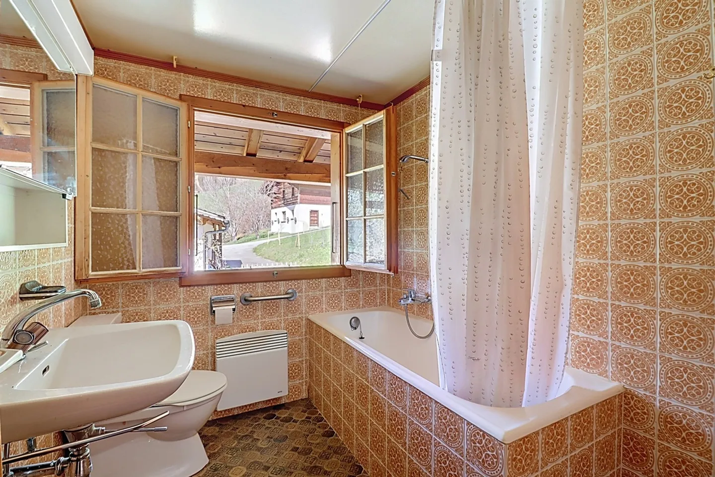 Château-d'OEx - Chalet zur Renovierung mit Baugenehmigung - Foto 9 von 12