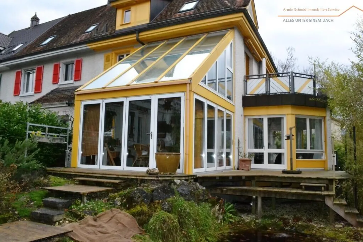 Casa unifamiliare angolare ben tenuta con grande giardino - Foto 15 di 17