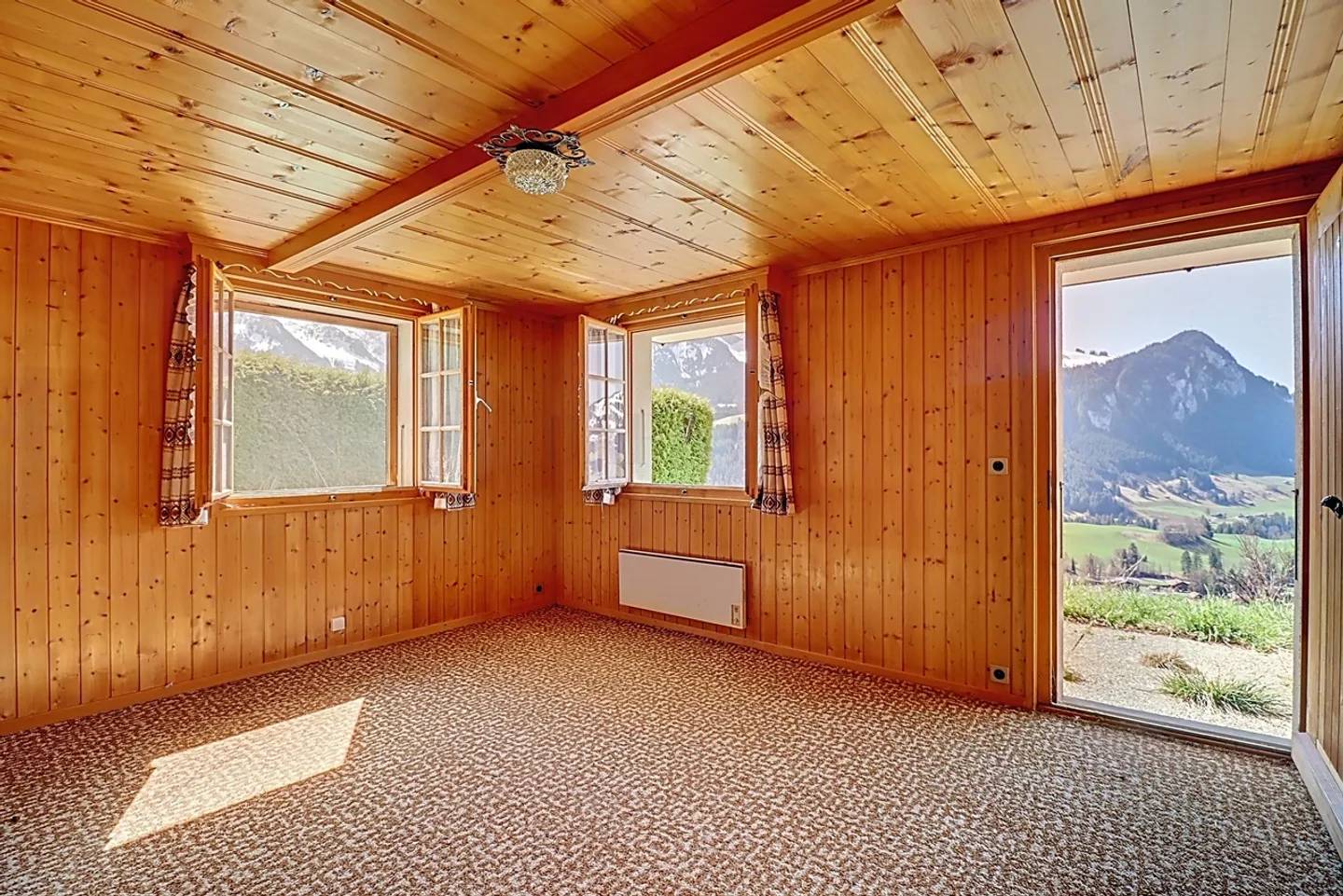 Château-d'OEx - Chalet zur Renovierung mit Baugenehmigung - Foto 6 von 12