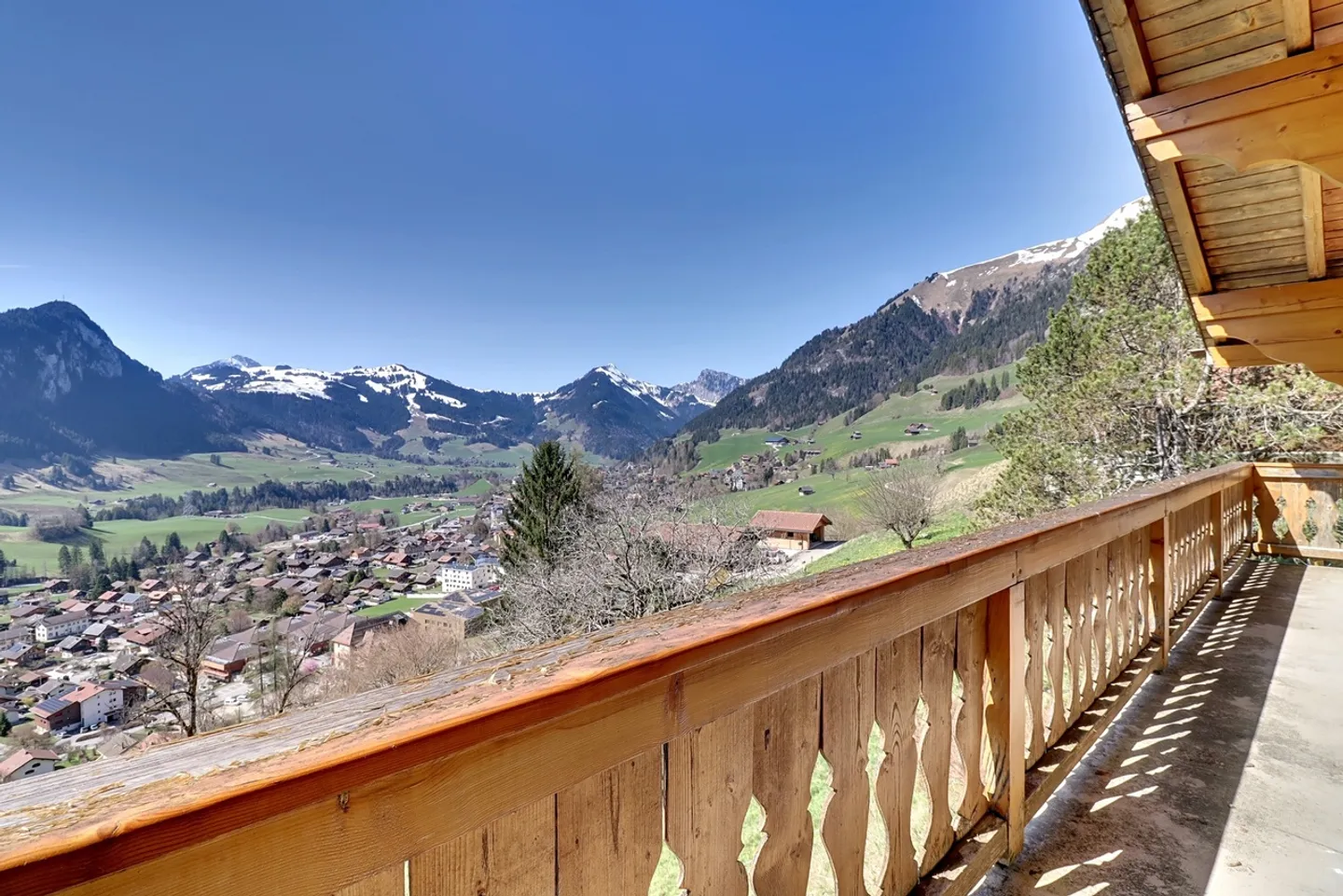 Château-d'OEx - Chalet zur Renovierung mit Baugenehmigung - Foto 10 von 12
