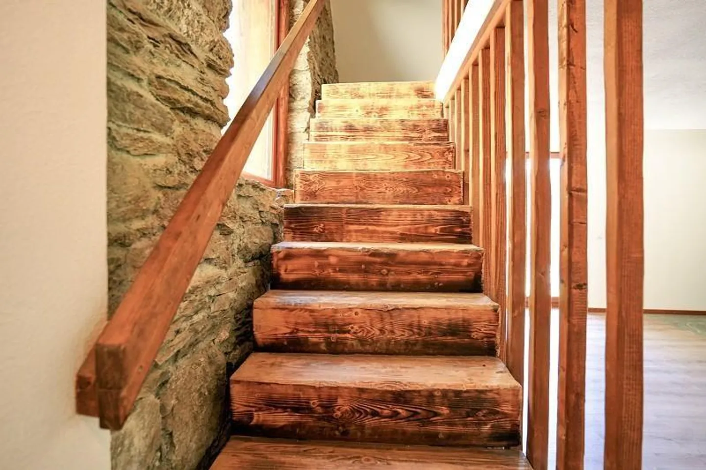 3 1/2-Room Rustic in a Secluded Location, Very Quiet, Sunny with Great ... - Photo 13 of 26