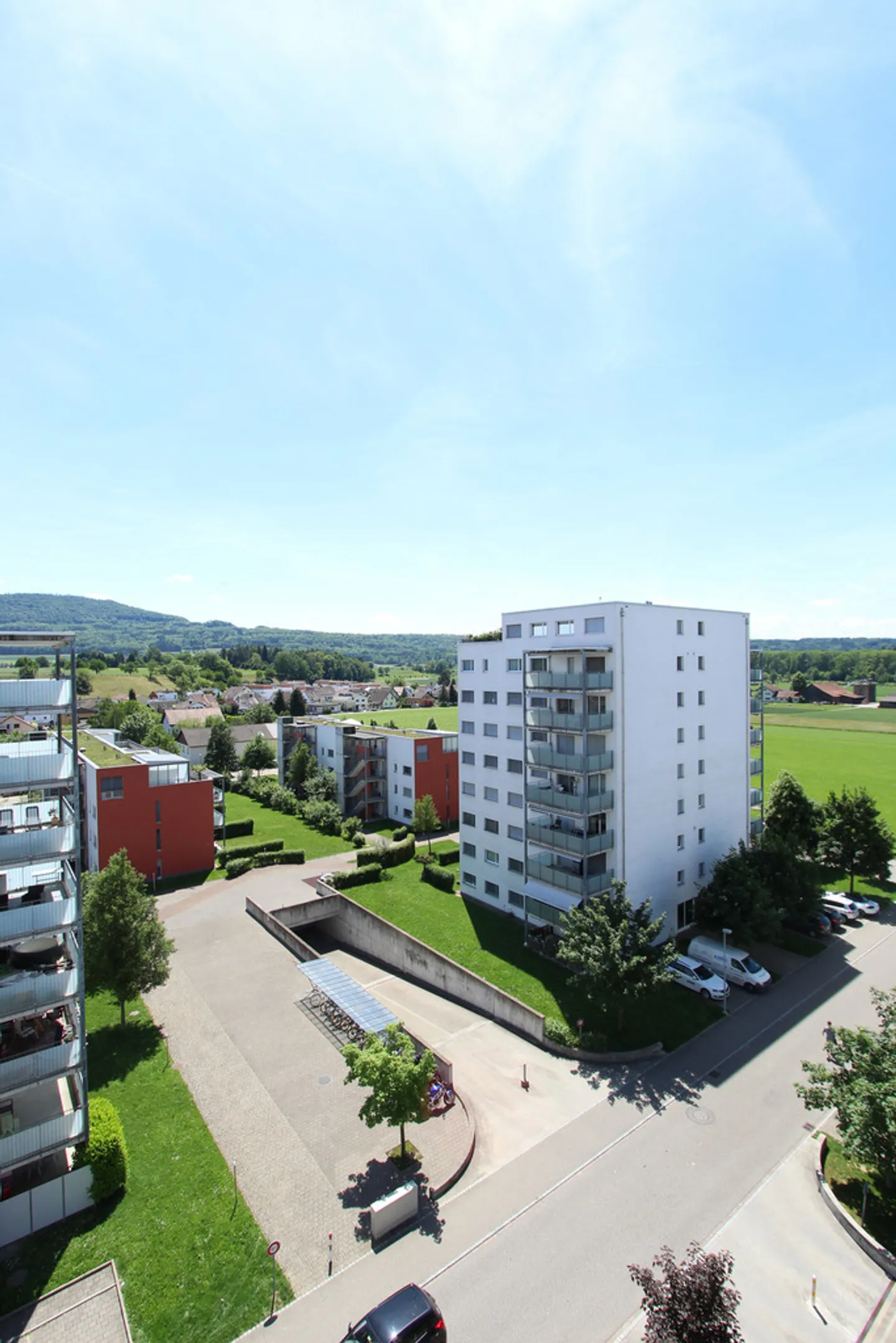 Appartamento attraente di 2,5 locali con grande balcone, disponibile immediatamente - Foto 1 di 6