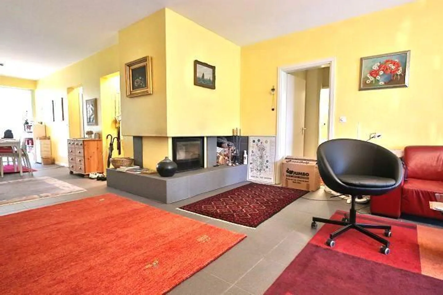 large 4 1/2-room garden apartment with a view - Photo 2 of 13