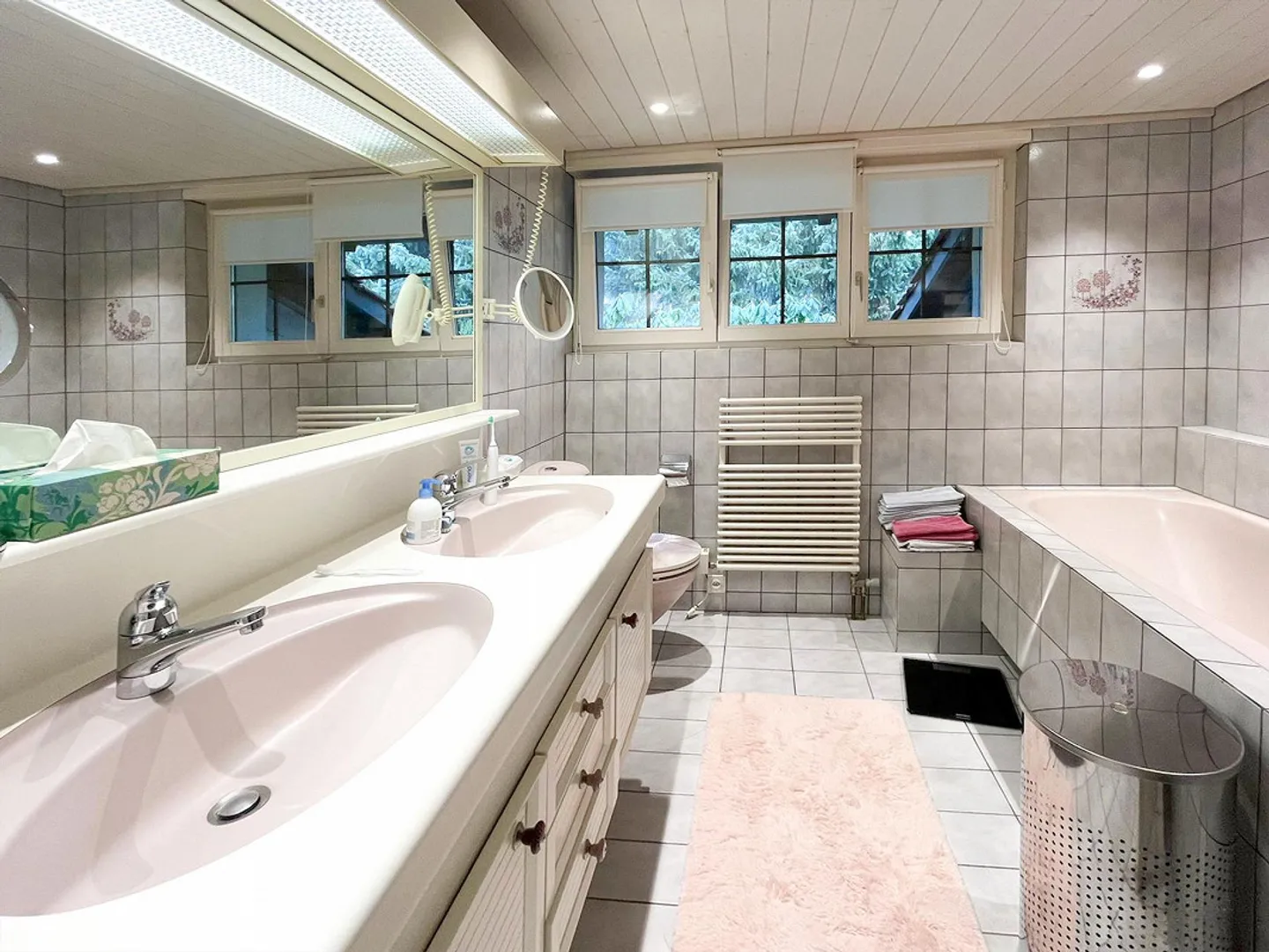 Noble single-family house with large garden and pool - Photo 6 of 11