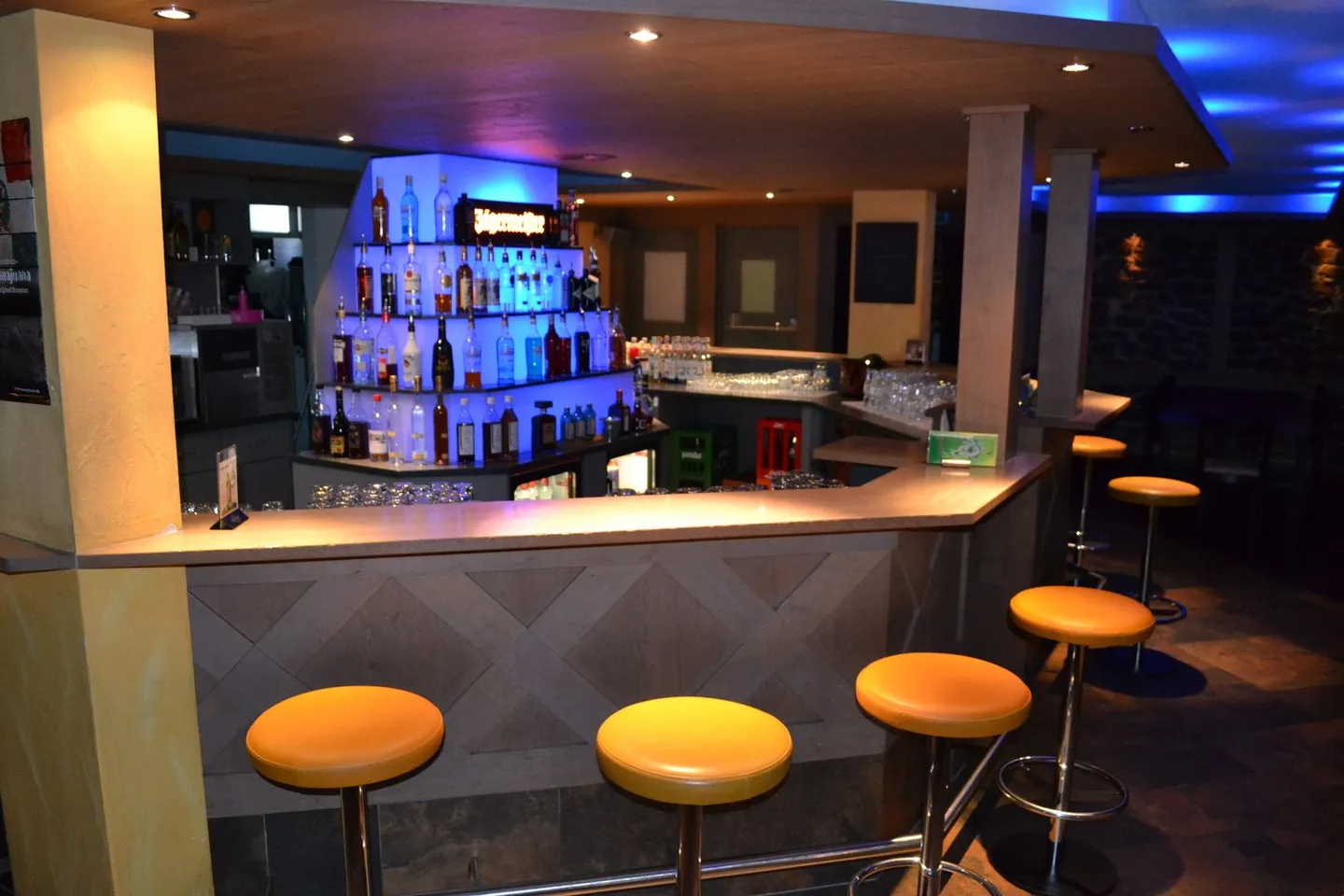 TOP Event Location/BAR for up to 200 people - Photo 1 of 17