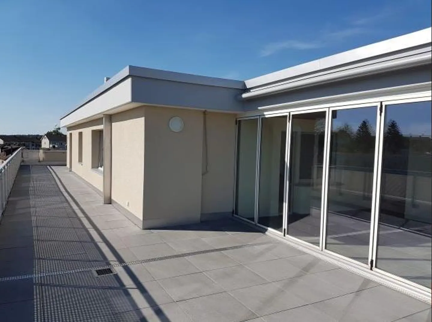 Modern 4.5 Room Attic Apartment, Own Floor, Large Terrace - Photo 12 of 15