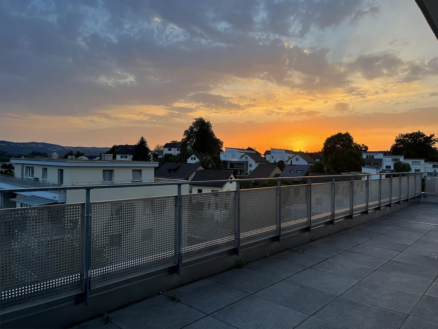 Modern 4.5 Room Attic Apartment, Own Floor, Large Terrace - Photo 14 of 15
