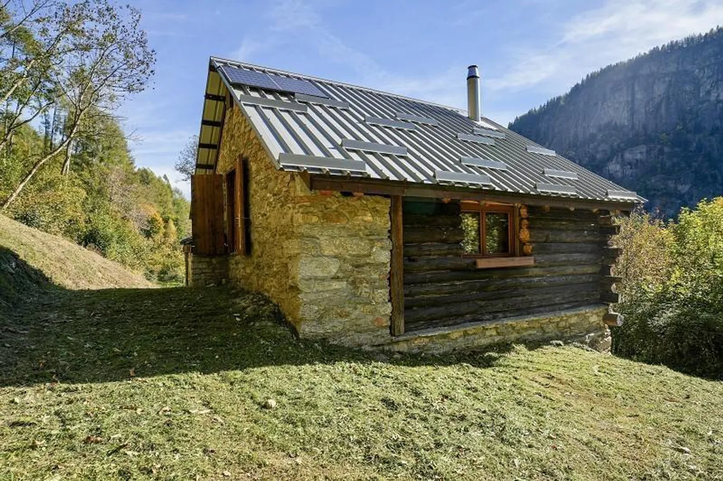 3 1/2-Room Rustic in a Secluded Location, Very Quiet, Sunny with Great ... - Photo 23 of 26