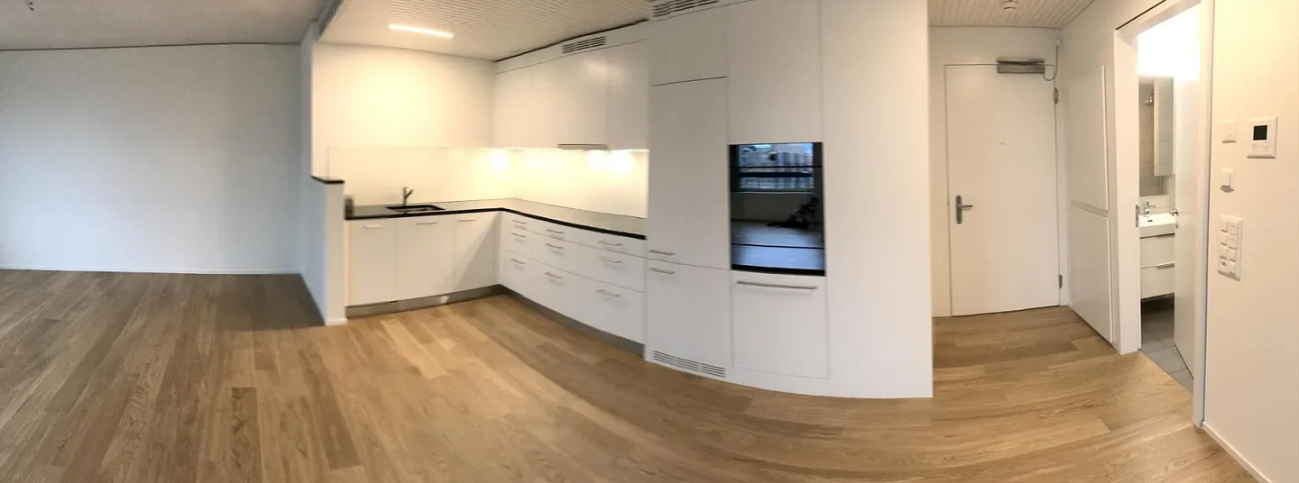 2.5 Room Apartment in High-Rise - Photo 6 of 15