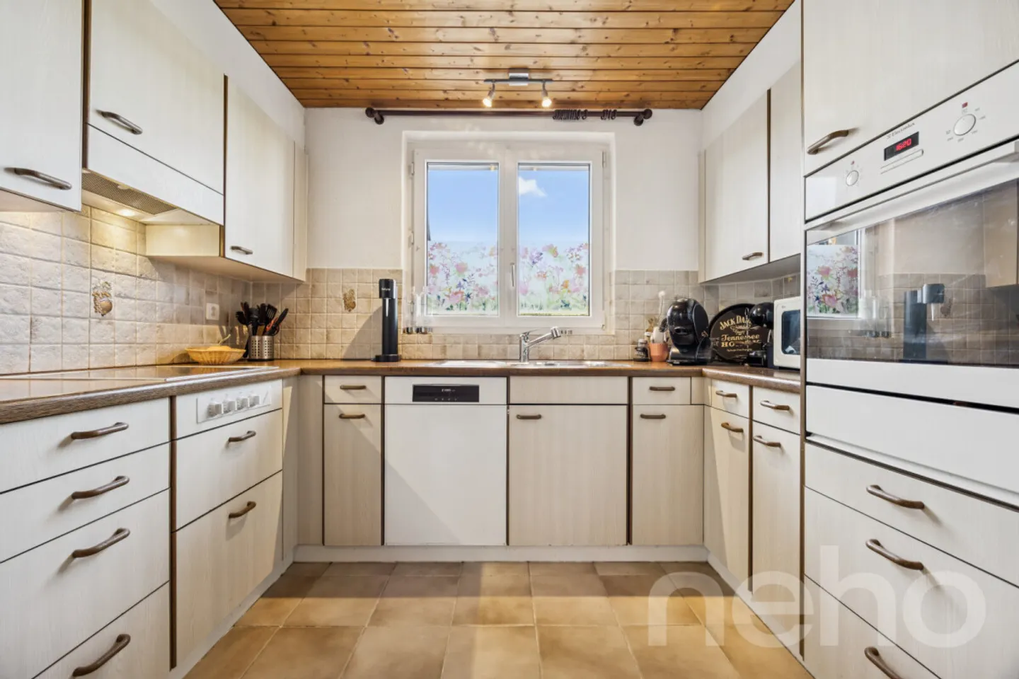 Residential building with plenty of space and opportunities - additional building land optional - Photo 10 of 12
