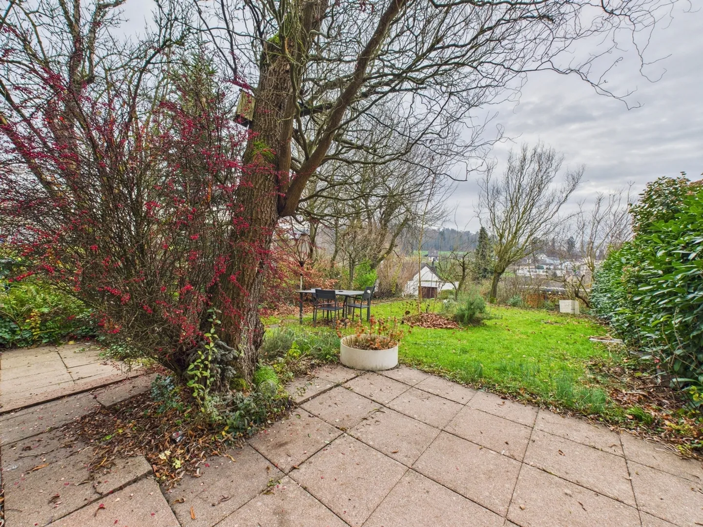 «Modernes 5-Zimmer Reiheneckhaus mit grosszügigem Garten in Endingen» - Foto 7 von 8