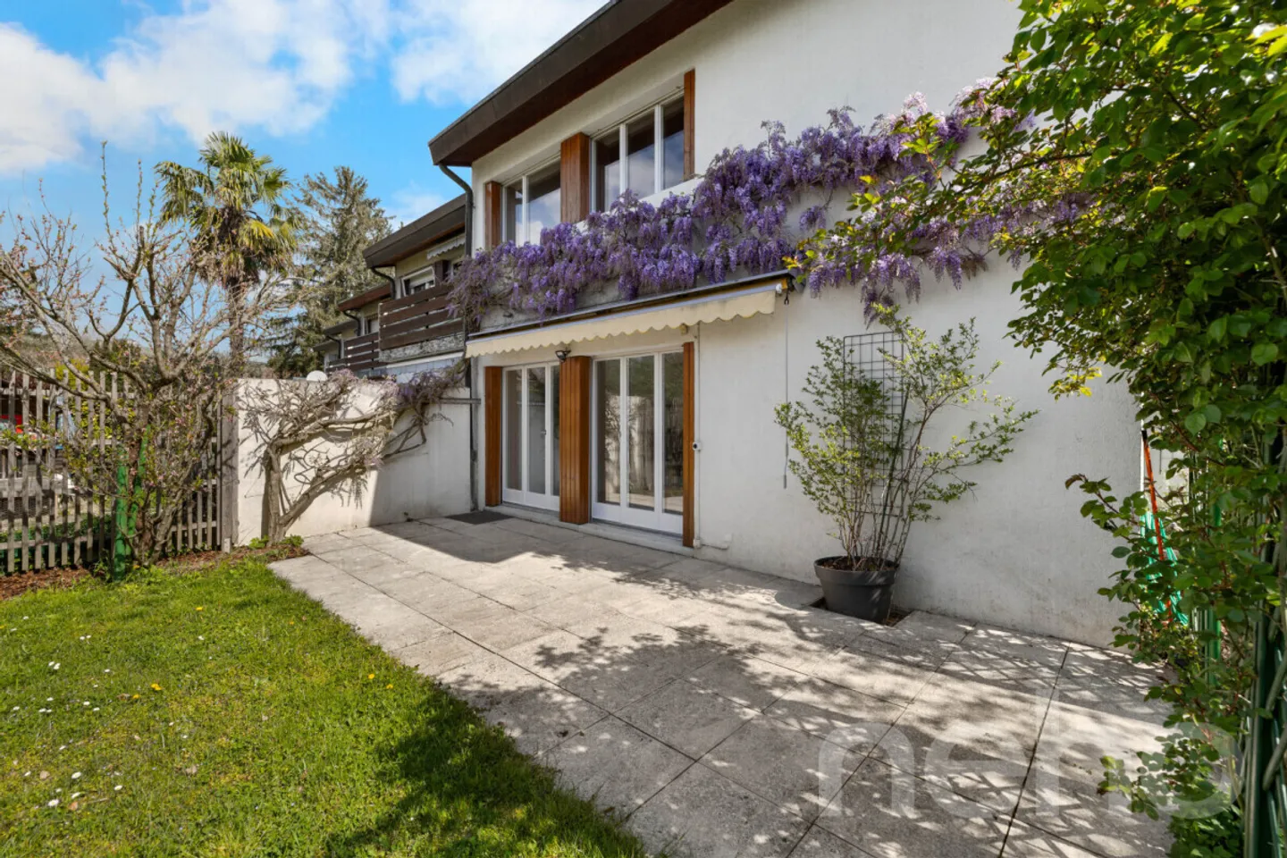 Casa familiare da ristrutturare con ampio giardino - Bernex - Foto 1 di 13
