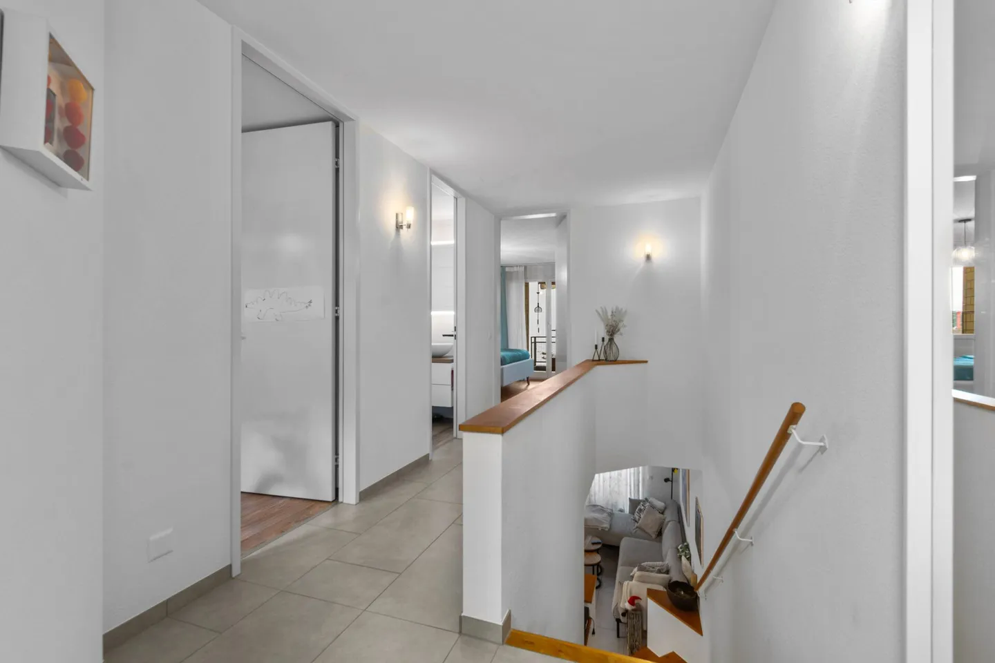 Living like in a single-family home! - Photo 6 of 10