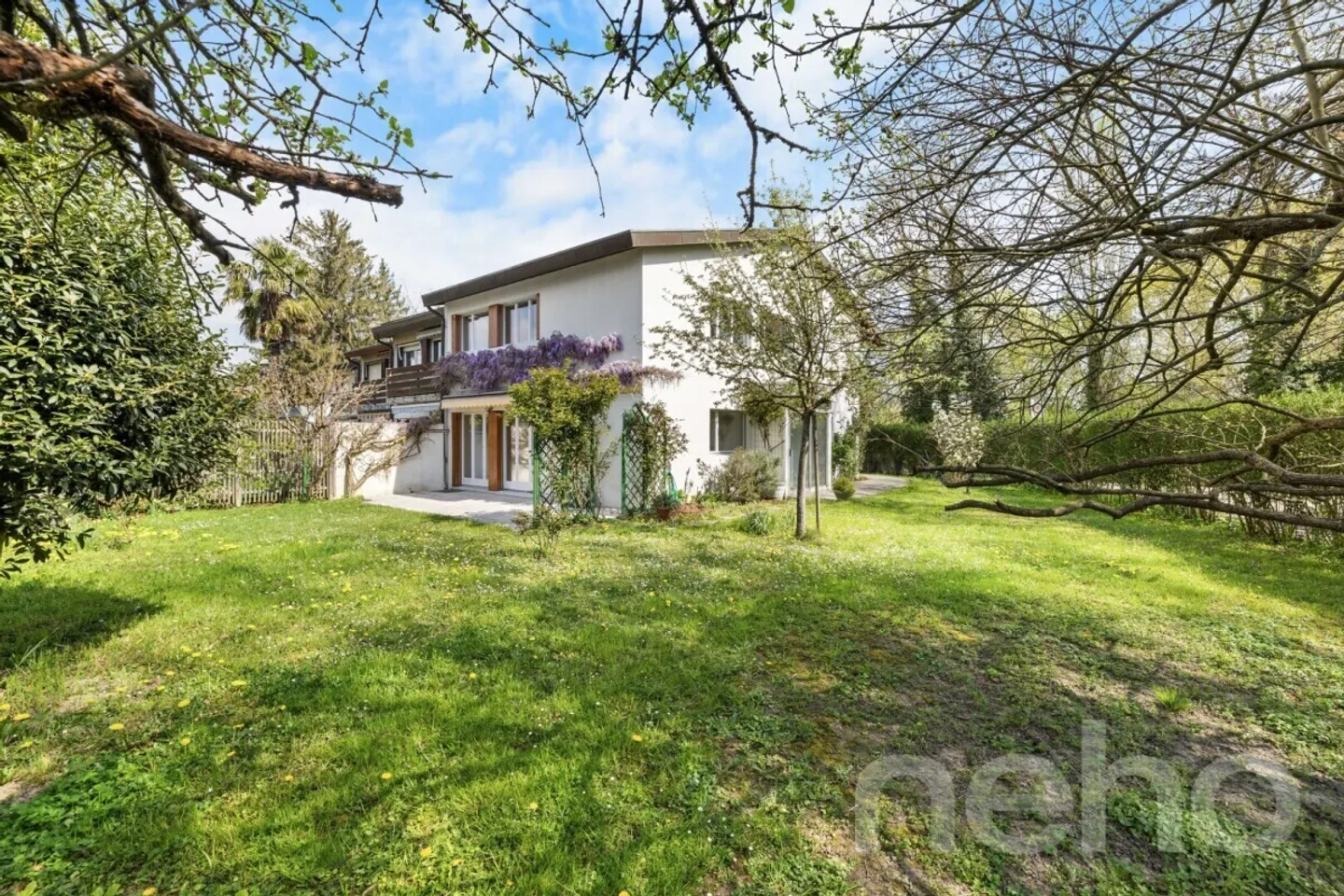 Casa familiare da ristrutturare con ampio giardino - Bernex - Foto 2 di 13