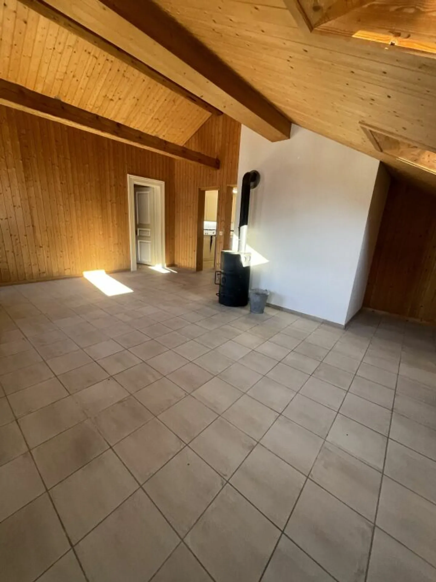 3.5 Room Attic Apartment - Photo 14 of 27