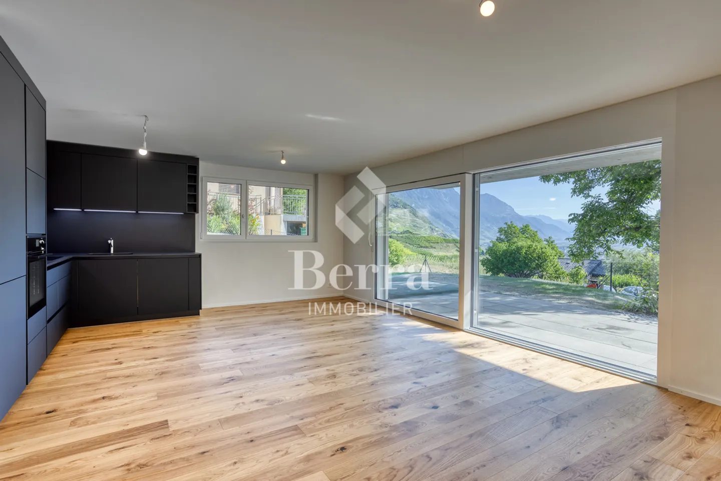 Bel appartement neuf de 4,5 pièces - Photo 3 sur 19