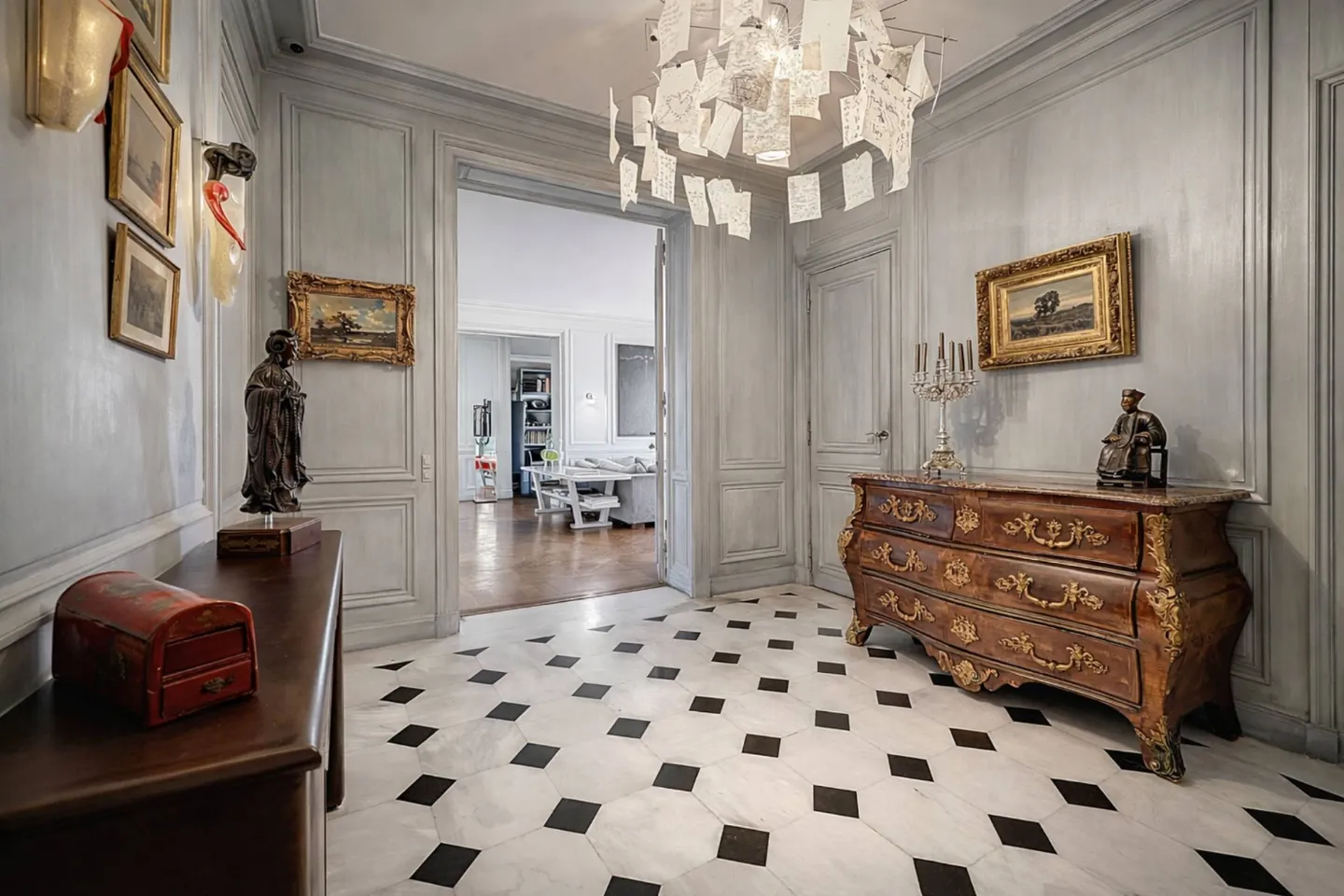 In the heart of Ouchy, 7-room apartment with lake view - Photo 2 of 12