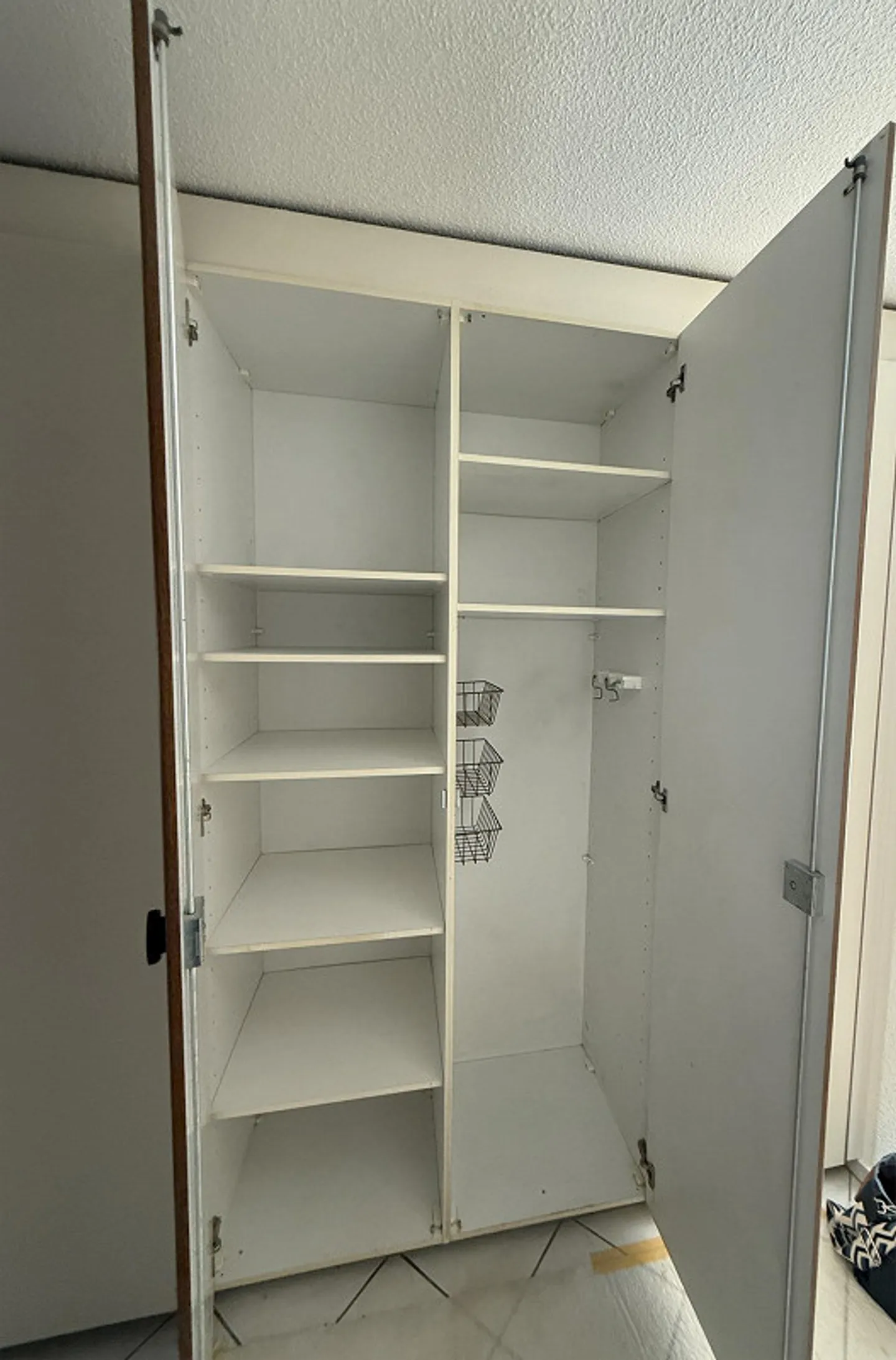 Appartement 4,5 pièces avec nouvelles salles de bains et cuisine 107 m2 - Photo 11 sur 20