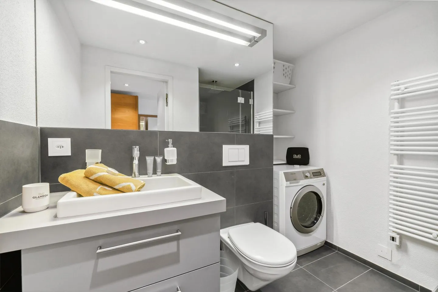 Appartamento monolocale arredato con servizio - Centro città di Basilea - Foto 10 di 12